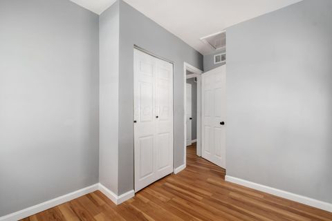 Tiny photo for 2173 N Lexington Avenue, Columbus, OH 43211 (MLS # 225037365)
