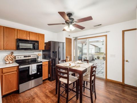 Tiny photo for 683 Perilous Place, Galloway, OH 43119 (MLS # 226000911)