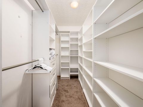 Tiny photo for 683 Perilous Place, Galloway, OH 43119 (MLS # 226000911)