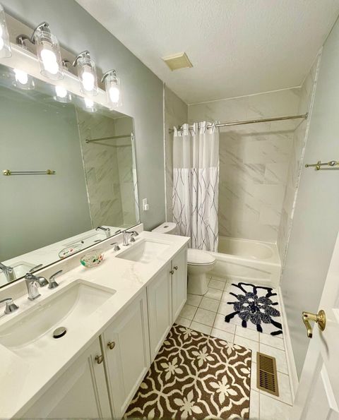 Tiny photo for 5386 Medallion Drive W, Westerville, OH 43082 (MLS # 225039497)
