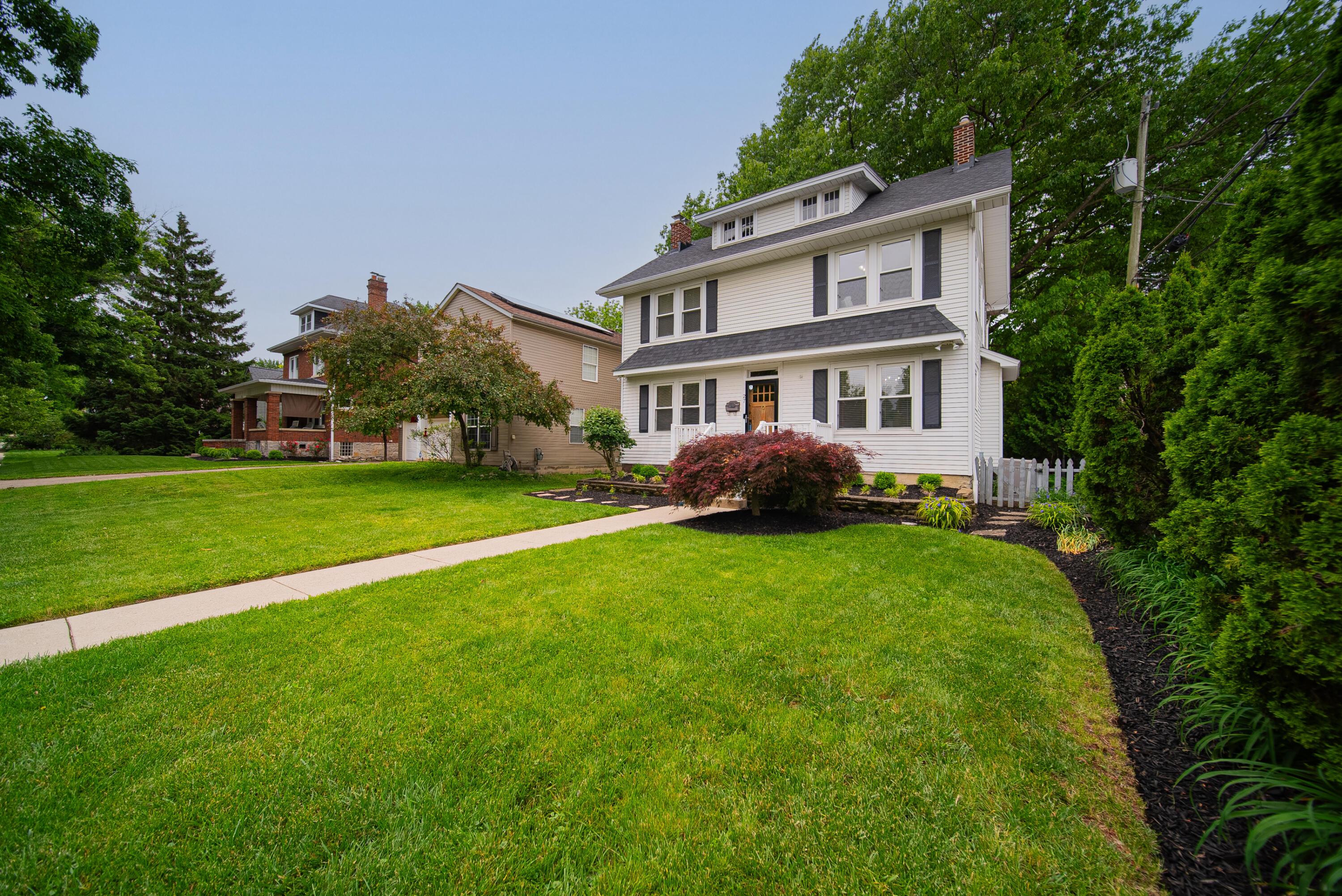 27 Garden Road