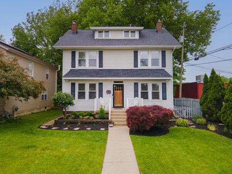 Photo of 27 Garden Road, Columbus, OH 43214 (MLS # 226018511)