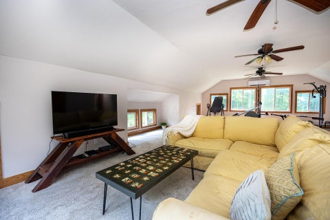 Tiny photo for 28091 Mckee Road, Frazeysburg, OH 43822 (MLS # 226031574)