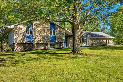 Photo of 7850 Peter Hoover Road, New Albany, OH 43054 (MLS # 225036743)