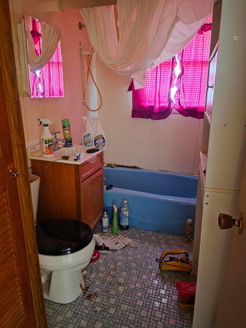 Tiny photo for 1283 Duxberry Avenue, Columbus, OH 43211 (MLS # 226035613)