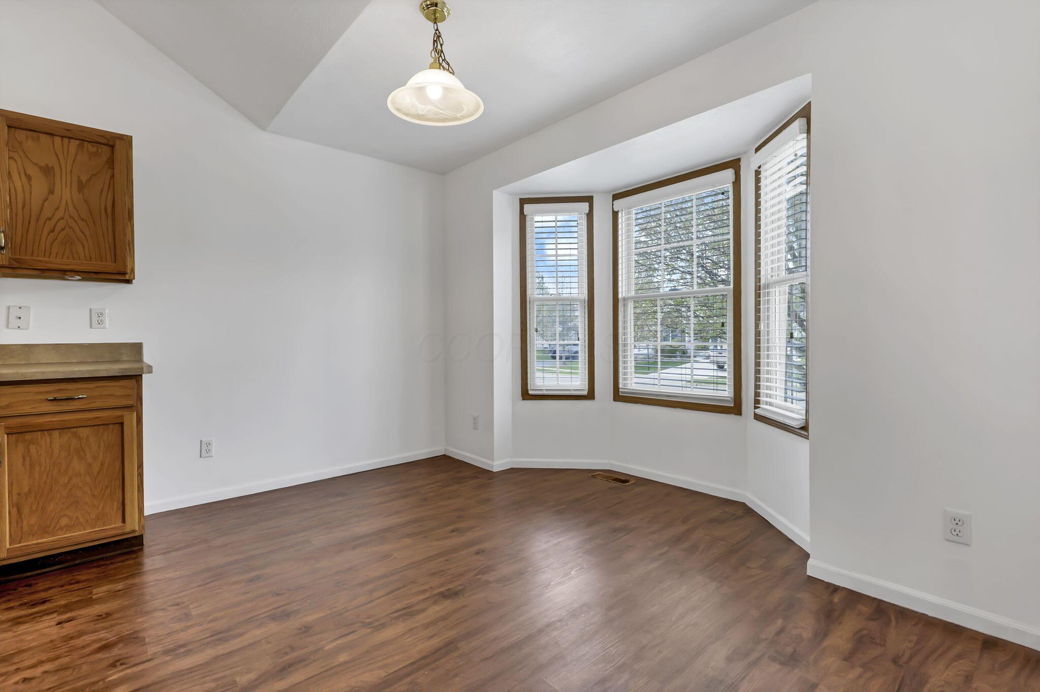 1402 Harold Stewart Parkway, Pataskala, Ohio image 11