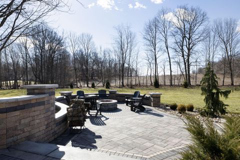 Tiny photo for 25 Stonesthrow Court, Alexandria, OH 43001 (MLS # 226005246)