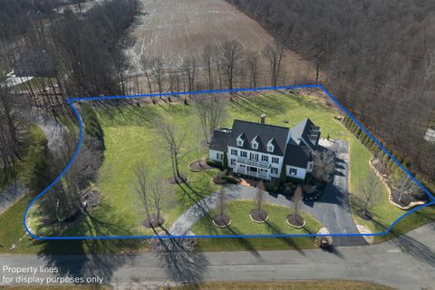 Tiny photo for 25 Stonesthrow Court, Alexandria, OH 43001 (MLS # 226005246)