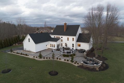 Tiny photo for 25 Stonesthrow Court, Alexandria, OH 43001 (MLS # 226005246)