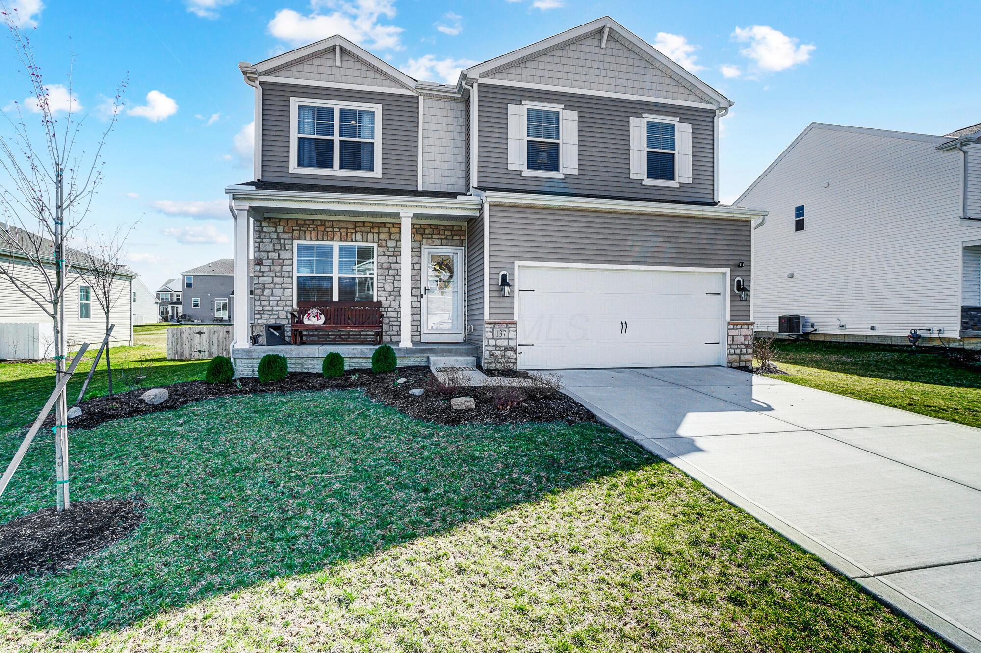 137 Mayfield Drive, Granville, Ohio image 2