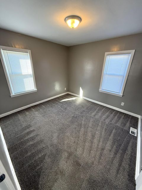 Tiny photo for 667 S Oakley Avenue, Columbus, OH 43204 (MLS # 226000907)