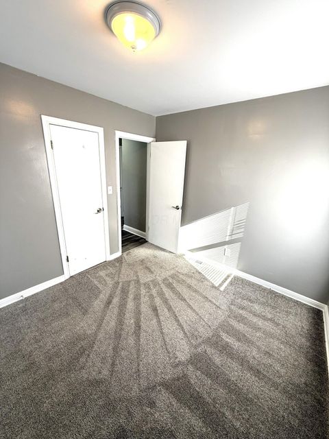 Tiny photo for 667 S Oakley Avenue, Columbus, OH 43204 (MLS # 226000907)