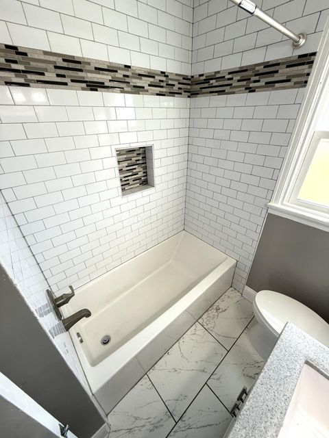 Tiny photo for 667 S Oakley Avenue, Columbus, OH 43204 (MLS # 226000907)