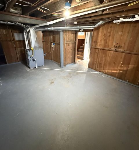 Tiny photo for 667 S Oakley Avenue, Columbus, OH 43204 (MLS # 226000907)