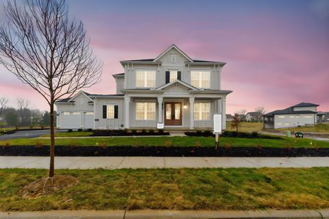 Photo of 3290 Briarwood Lane, Lewis Center, OH 43035 (MLS # 225044207)