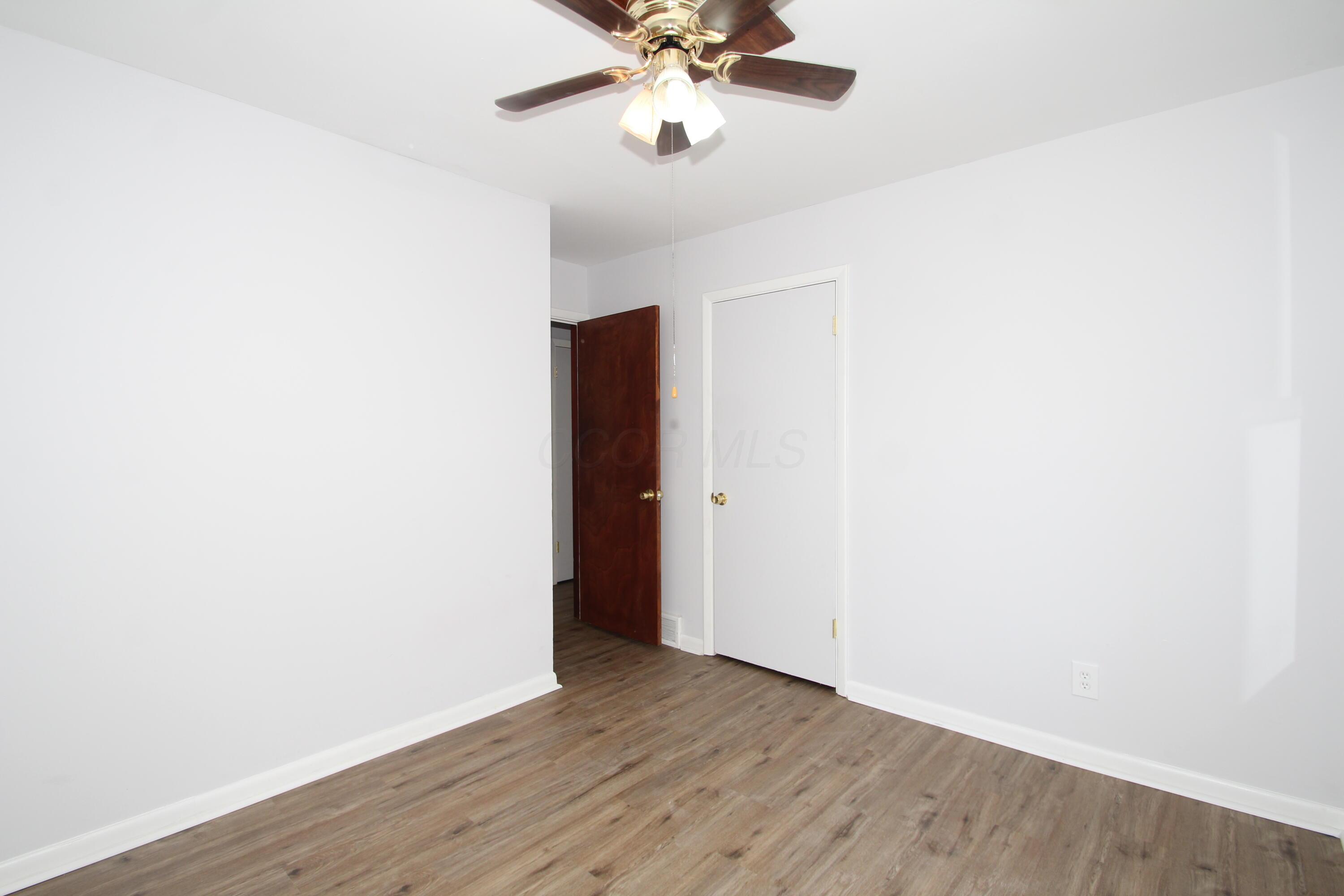 4379 Brookgrove Drive, Grove City, Ohio image 28