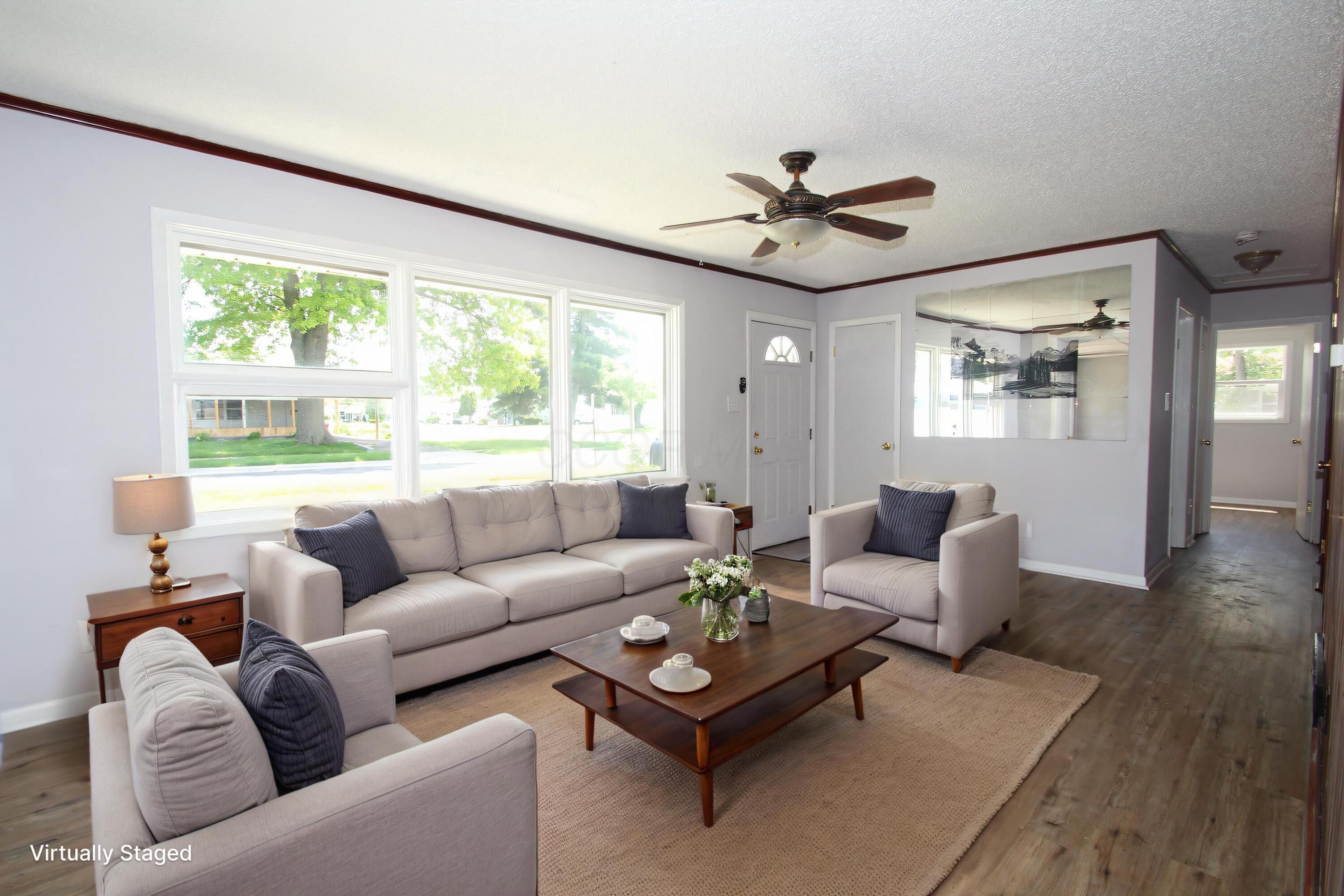4379 Brookgrove Drive, Grove City, Ohio image 2