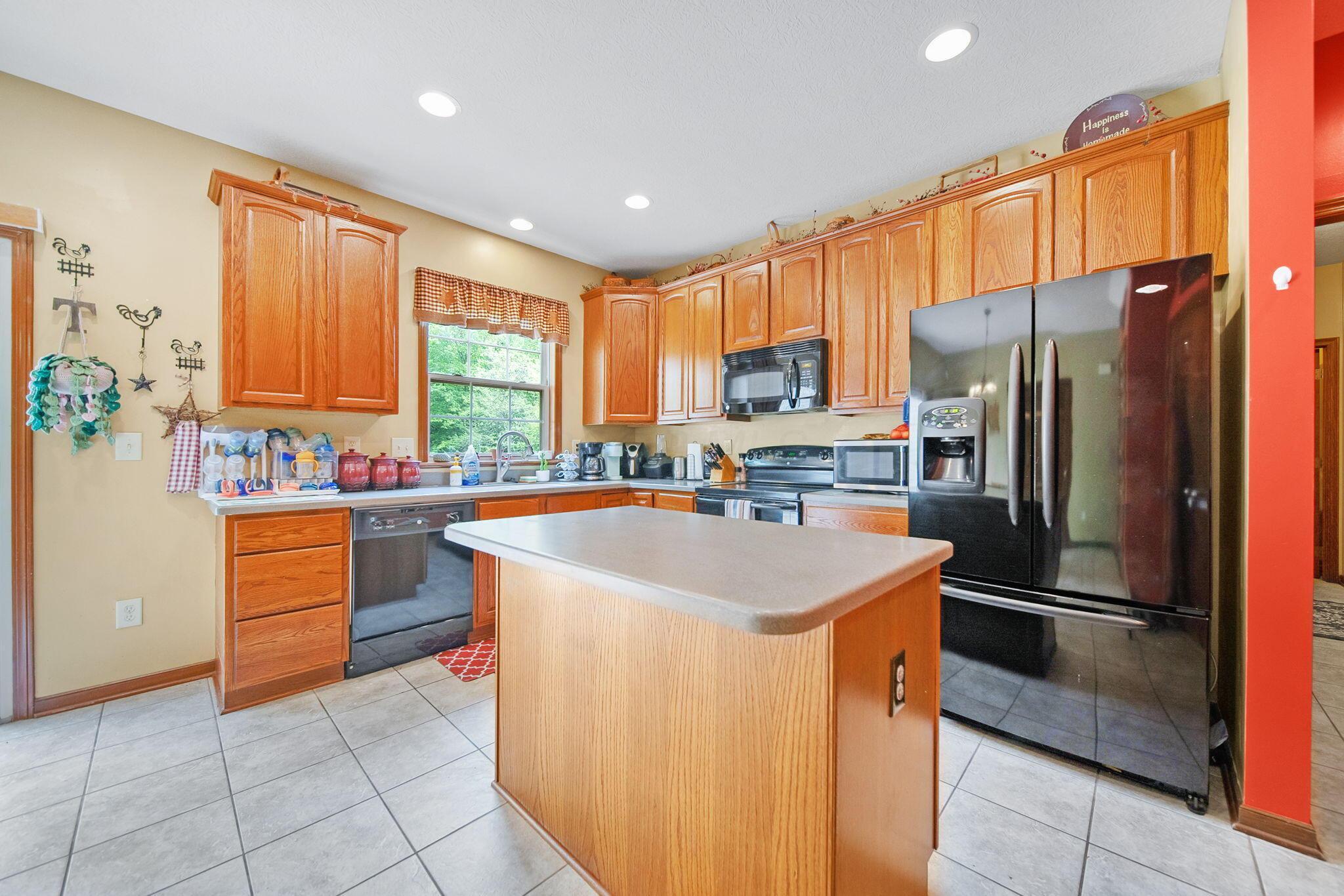 12094 Beech Tree Court, Thornville, Ohio image 14