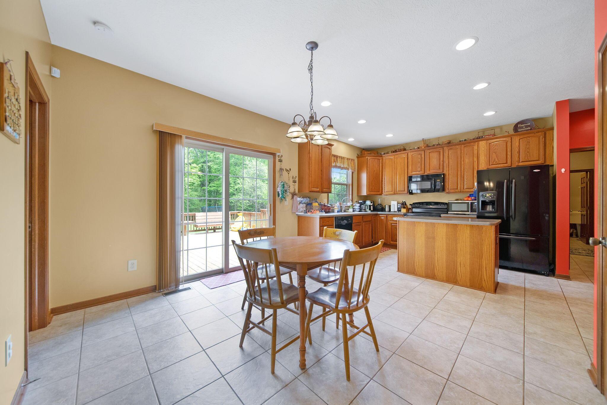 12094 Beech Tree Court, Thornville, Ohio image 18
