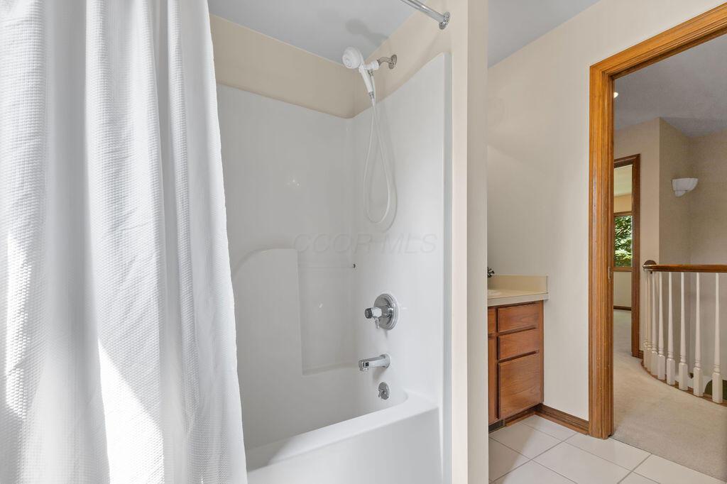7113 Timberview Drive, Dublin, Ohio image 42