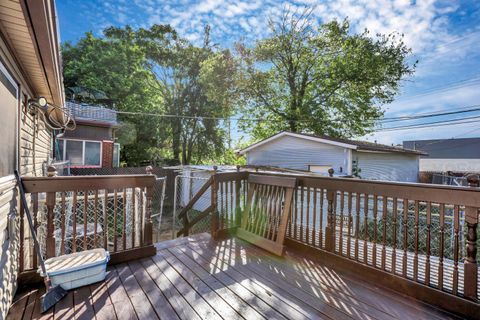 Tiny photo for 1751 Bide A Wee Park Avenue, Columbus, OH 43205 (MLS # 225037444)