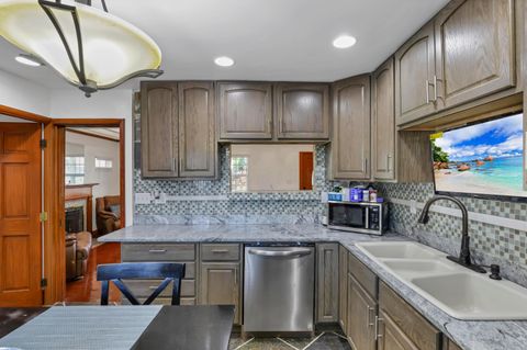 Tiny photo for 1751 Bide A Wee Park Avenue, Columbus, OH 43205 (MLS # 225037444)