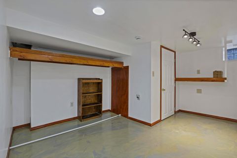 Tiny photo for 1751 Bide A Wee Park Avenue, Columbus, OH 43205 (MLS # 225037444)