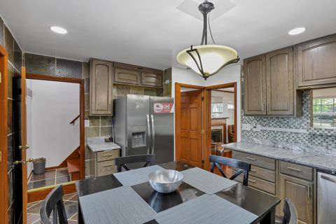 Tiny photo for 1751 Bide A Wee Park Avenue, Columbus, OH 43205 (MLS # 225037444)