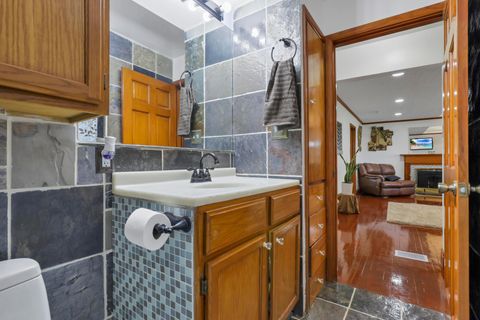 Tiny photo for 1751 Bide A Wee Park Avenue, Columbus, OH 43205 (MLS # 225037444)