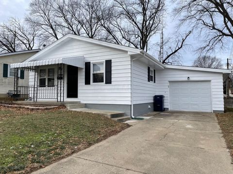 Tiny photo for 215 Summitview Drive, Lancaster, OH 43130 (MLS # 226002561)