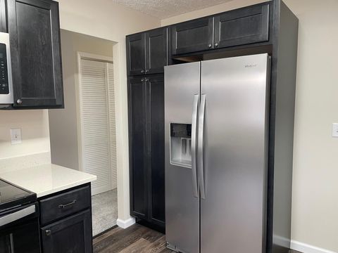 Tiny photo for 215 Summitview Drive, Lancaster, OH 43130 (MLS # 226002561)