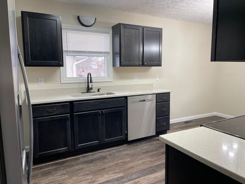 Tiny photo for 215 Summitview Drive, Lancaster, OH 43130 (MLS # 226002561)