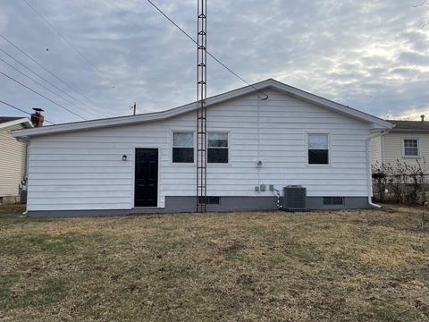Tiny photo for 215 Summitview Drive, Lancaster, OH 43130 (MLS # 226002561)