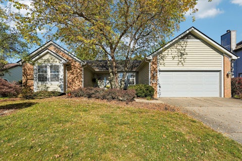 Photo of 6160 Billington Drive, Columbus, OH 43213 (MLS # 226041389)