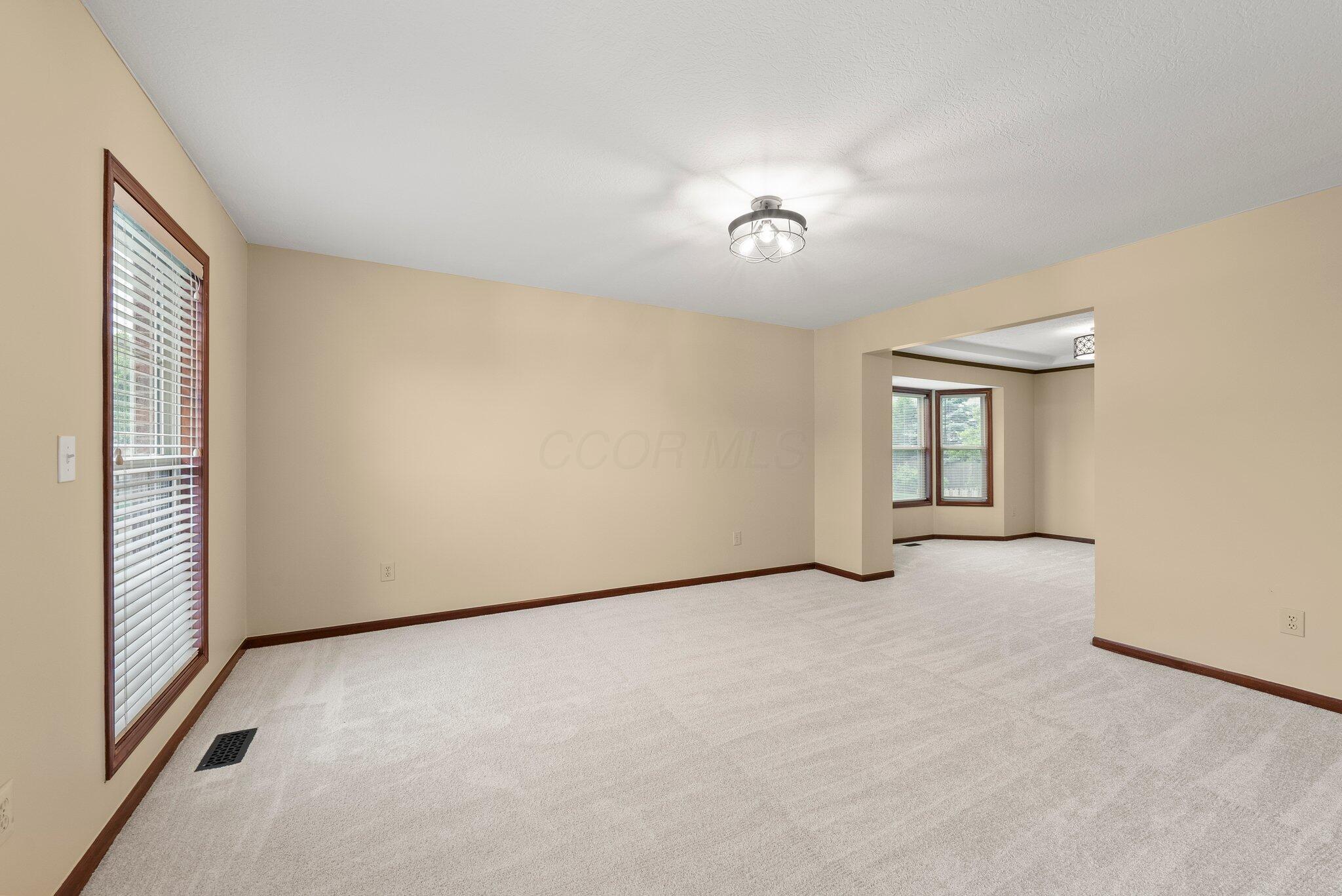 4653 Goodman Street, Grove City, Ohio image 8