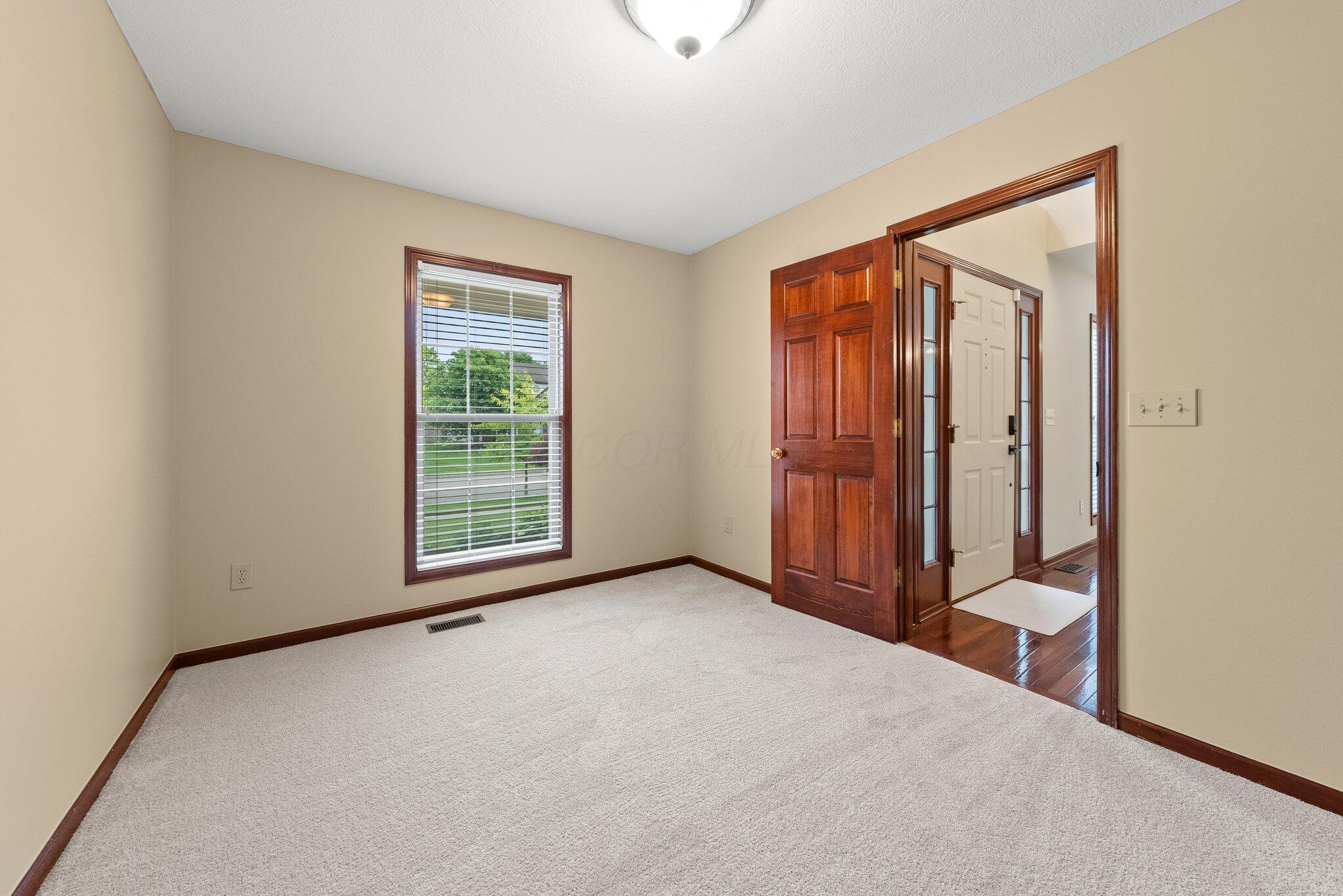 4653 Goodman Street, Grove City, Ohio image 7