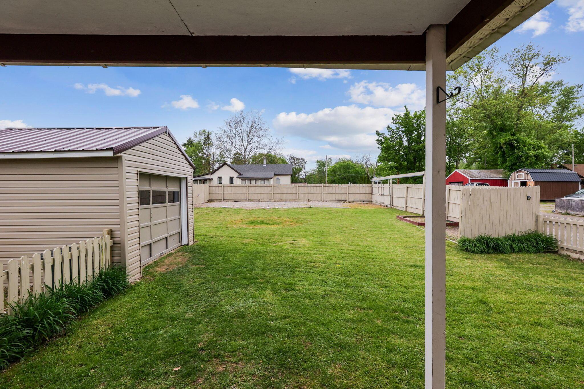 603 Downard Road, Zanesville, Ohio image 11