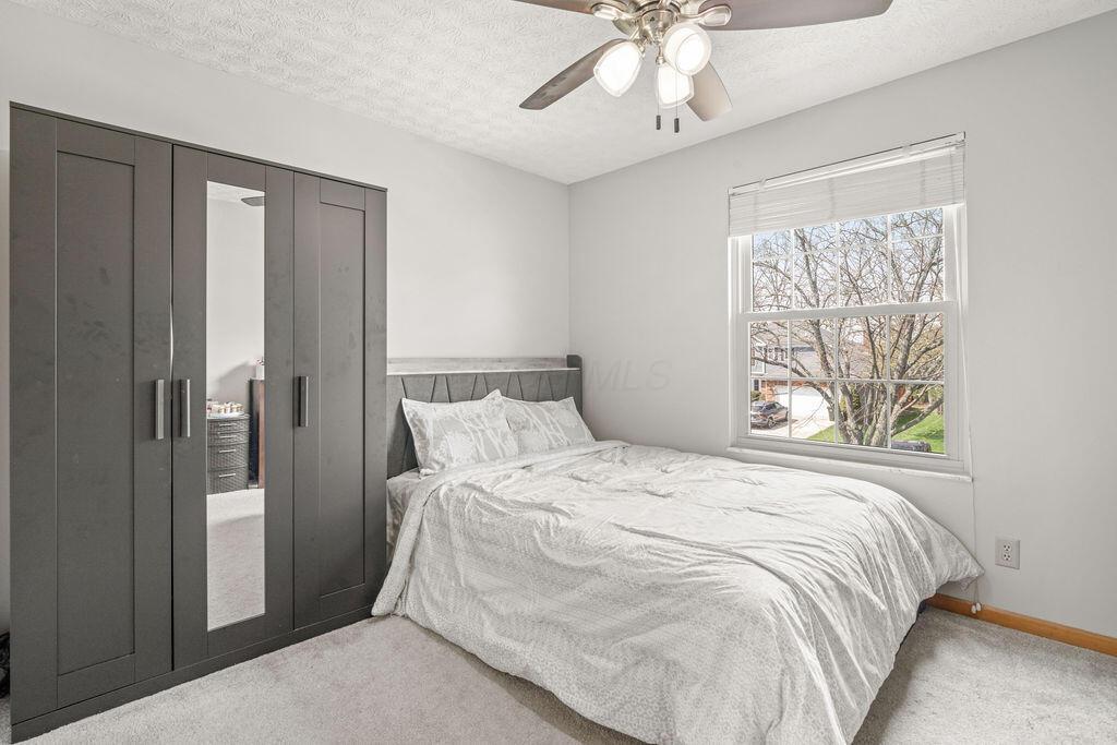 Hilliard, Ohio 43026, United States, 4 Bedrooms Bedrooms, ,3 BathroomsBathrooms,Residential,Contingent,113051