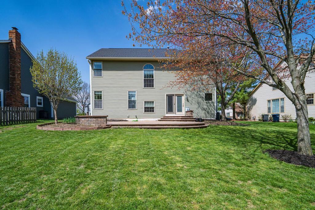 Hilliard, Ohio 43026, United States, 4 Bedrooms Bedrooms, ,3 BathroomsBathrooms,Residential,Contingent,113051