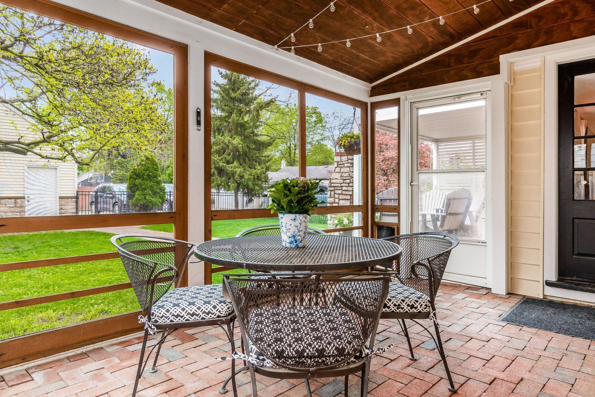 2731 E Broad Street, Bexley, Ohio image 35