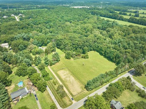 Photo of 4948 E Walnut Street LOT 2 #LOT 2, Westerville, OH 43081 (MLS # 226014141)