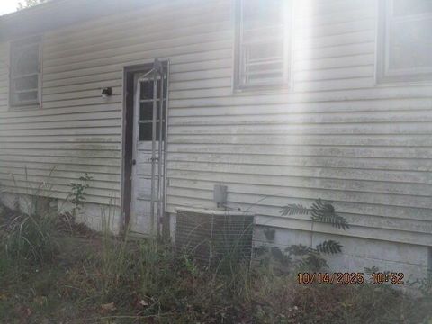 Tiny photo for 950 Federal Road, Little Hocking, OH 45742 (MLS # 225039643)