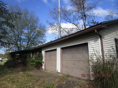 Tiny photo for 950 Federal Road, Little Hocking, OH 45742 (MLS # 225039643)
