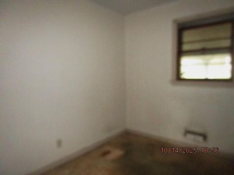 Tiny photo for 950 Federal Road, Little Hocking, OH 45742 (MLS # 225039643)