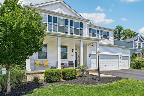 Photo of 1807 Keela Drive, Pataskala, OH 43062 (MLS # 225024577)