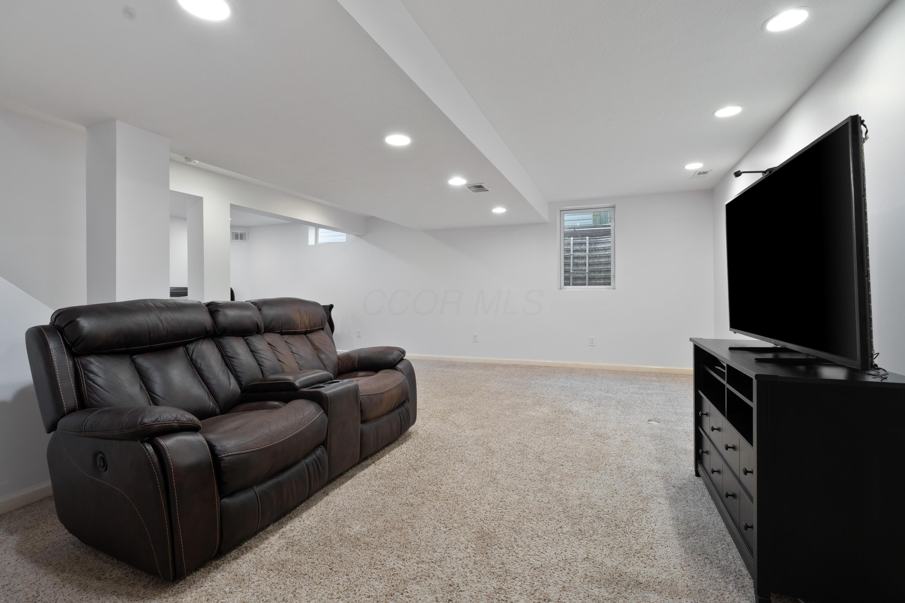 5536 Winchester Meadows Drive, Canal Winchester, Ohio image 35