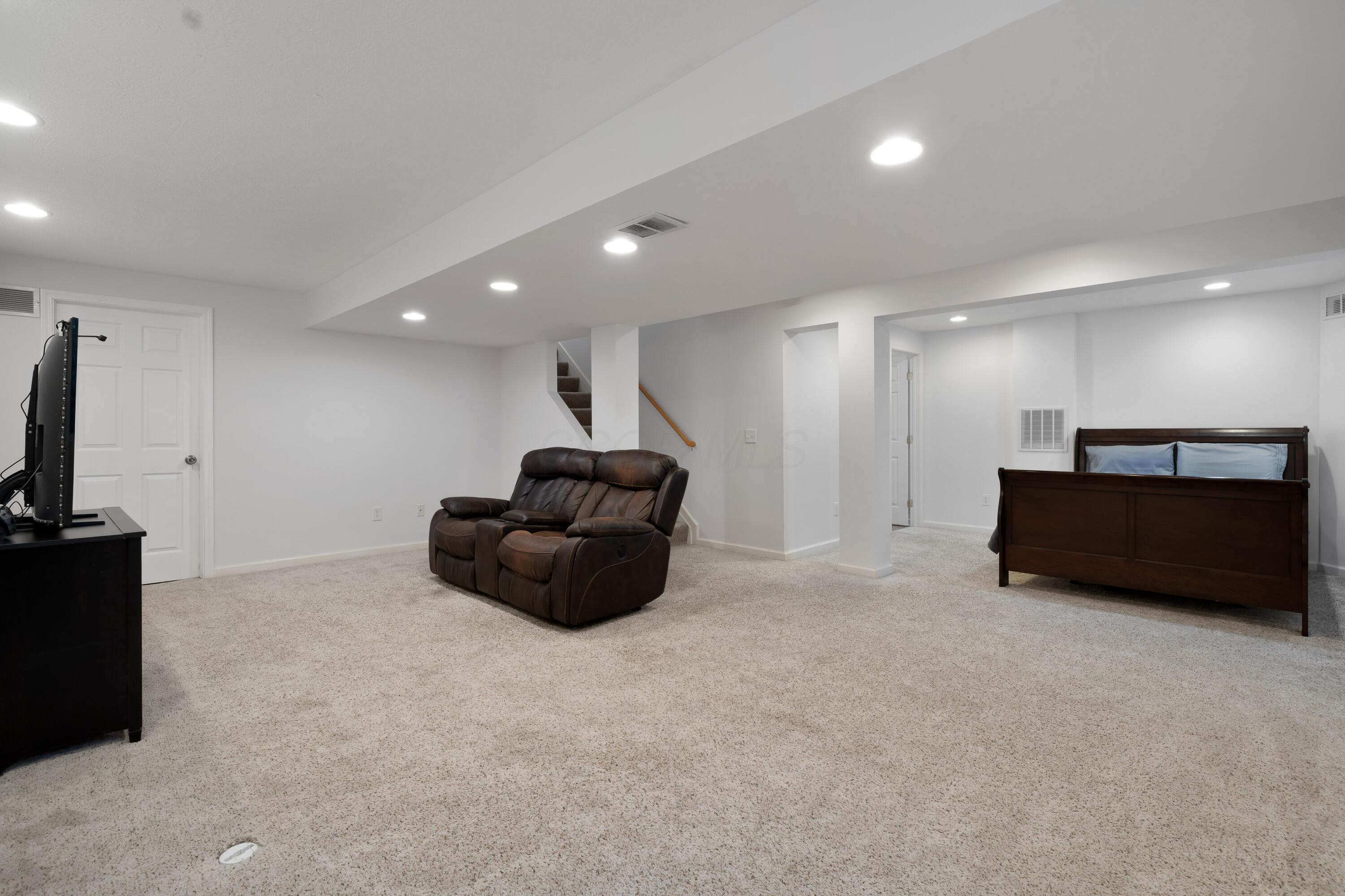 5536 Winchester Meadows Drive, Canal Winchester, Ohio image 34