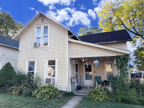 Photo of 69 Wallace Street, Newark, OH 43055 (MLS # 225035433)