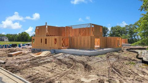 Tiny photo for 6899 Woodedge Lane, Hilliard, OH 43026 (MLS # 226001805)