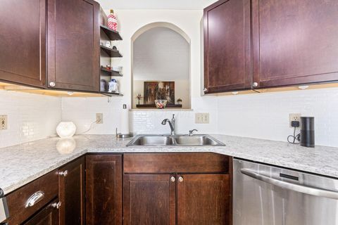 Photo of 5052 Bressler Drive, Hilliard, OH 43026 (MLS # 225026340)